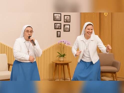 Dos monjas rompen las redes con un ‘beatbox’ que se vuelve viral