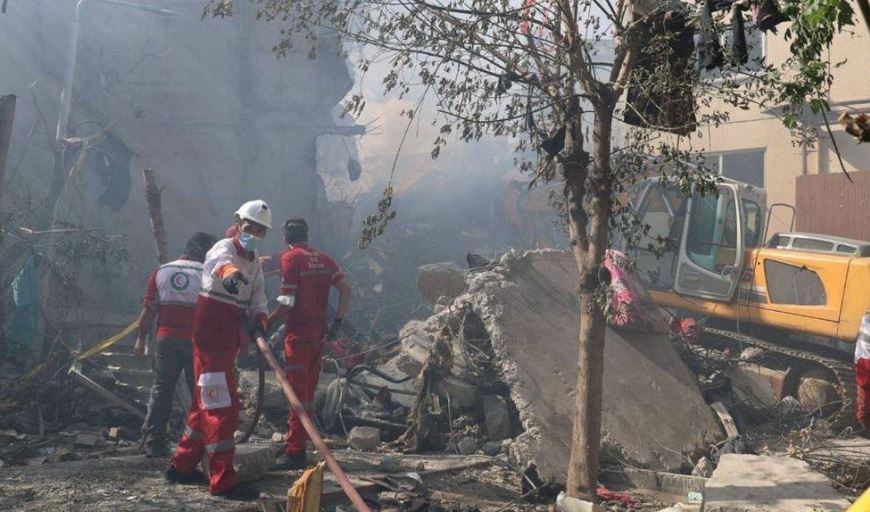 Al menos 60 muertos en edifico residencial de Teherán golpeado por Israel