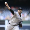 Senzatela se reivindica en el montículo y lidera triunfo de los Rockies