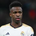 Condenan a los ultras que colgaron un muñeco de Vinicius en un puente