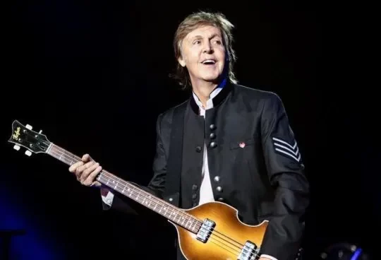Paul McCartney arriba a sus 83 años con un legado musical que se mantiene vivo