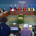Concluye la segunda ronda de diálogo entre Rusia y Ucrania tras una reunión de una hora en Estambul