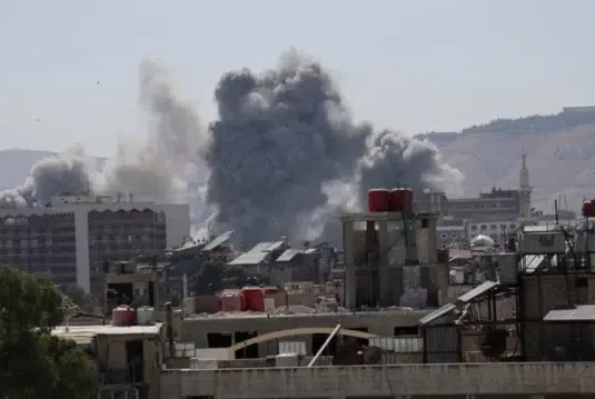 Israel ataca cuartel general del Ejército sirio en Damasco
