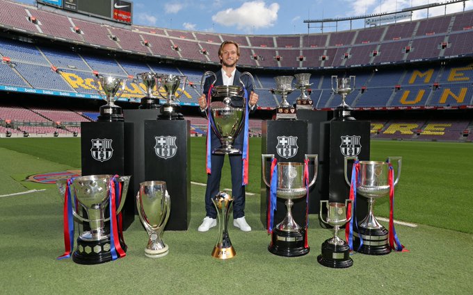 Ivan Rakitić anunció su retiro del fútbol profesional