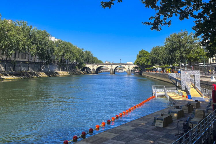 París cierra el baño en el río Sena por 
