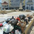 A la Plaza Baralt le falta orden y limpieza: La basura está en su pedestal