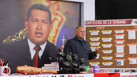 Diosdado Cabello asegura que María Corina Machado está preparando su salida del país