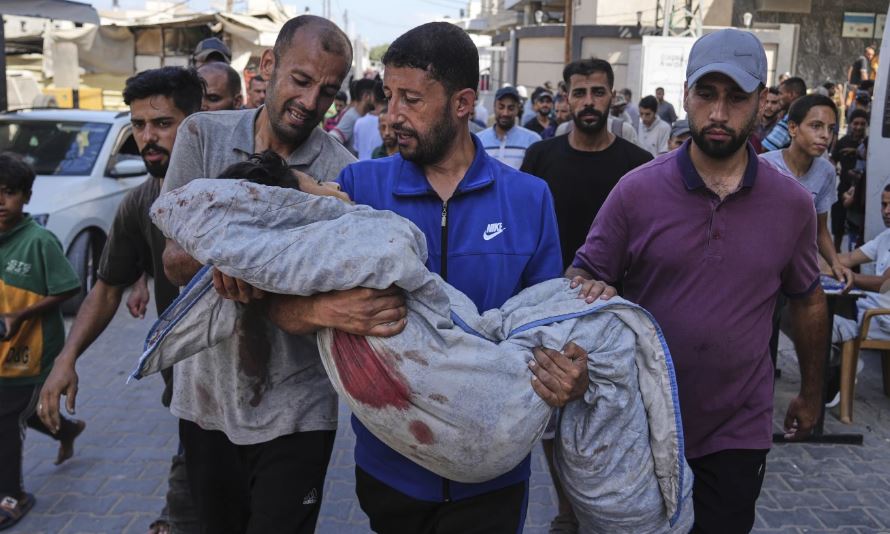 Al menos 20 muertos en ataques israelíes en Gaza mientras las muertes en la guerra superan las 58 mil, según las autoridades
