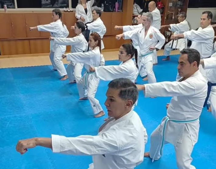 Maracaibo recibe el Tour Japón–Venezuela con grandes maestros del Karate Do Shotokan