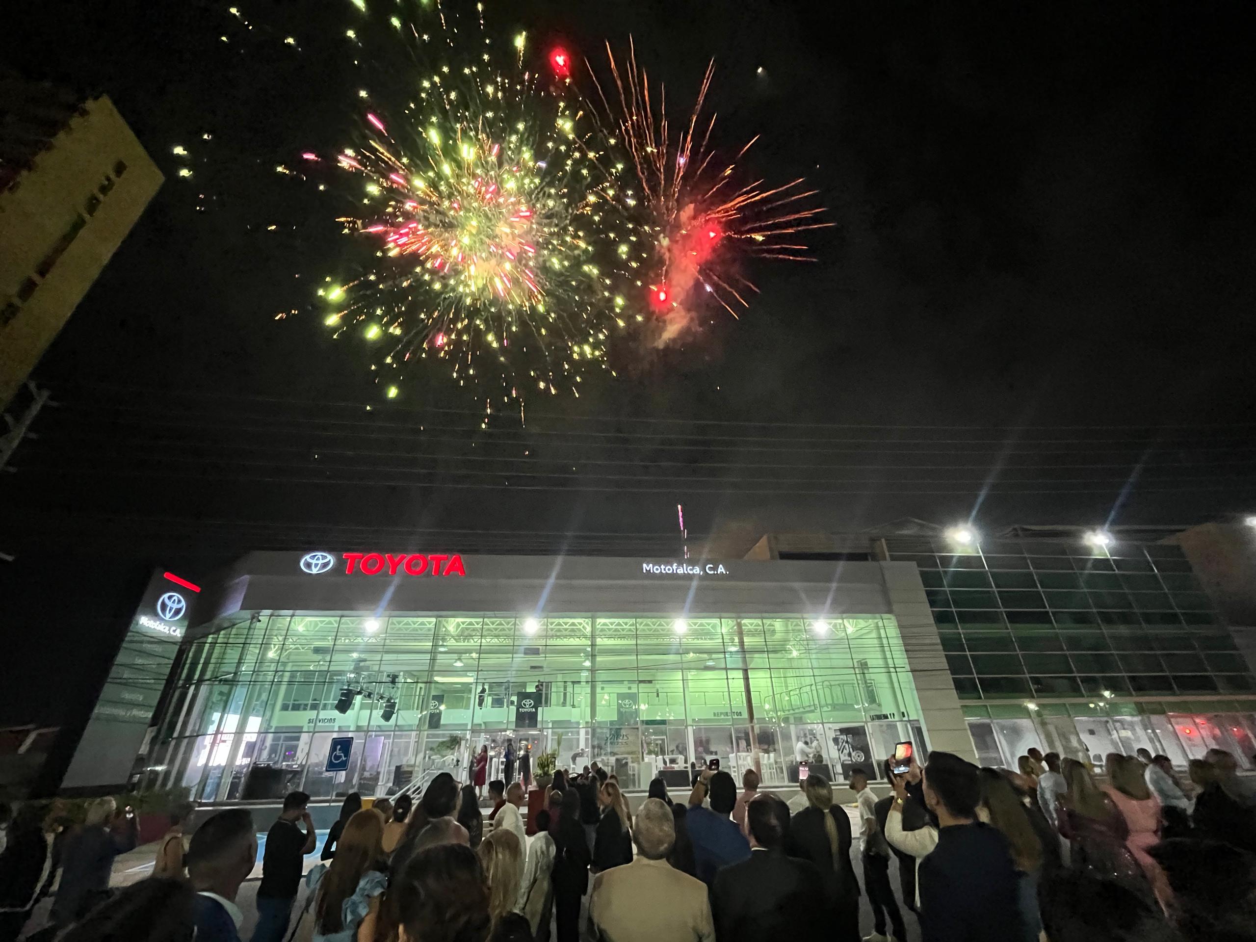 Motofalca celebra sus 60 años con Argenis Carruyo, gaitas y la Plaza Reina Guillermina reacondicionada