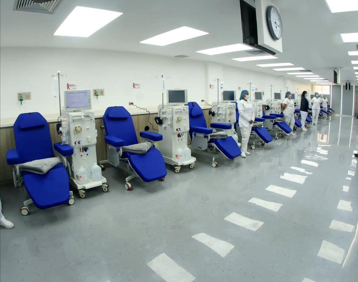 Instalan equipos para Unidad de Diálisis en Mara como parte del ‘Plan Cayapa de la Salud’