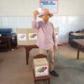 Candidato a la Alcaldía de La Guajira José Marín ejerció su derecho al voto