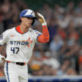 Kenedy Corona debutó en las Grandes Ligas con Astros