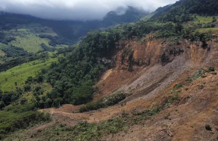Al menos 295 familias afectadas por derrumbe en Táchira: Zonas en riesgo por posible inundación