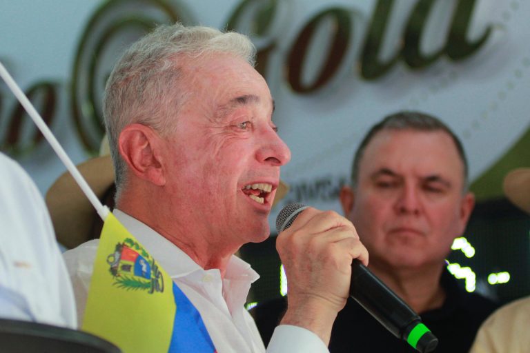 Colombia: Uribe descarta ser candidato a la vicepresidencia