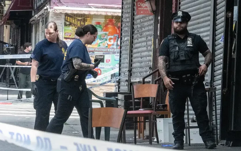 Tres muertos y nueve heridos dejó tiroteo en club nocturno de Nueva York