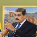 Maduro denuncia presencia de submarino nuclear estadounidense como violación del Tratado de Tlatelolco