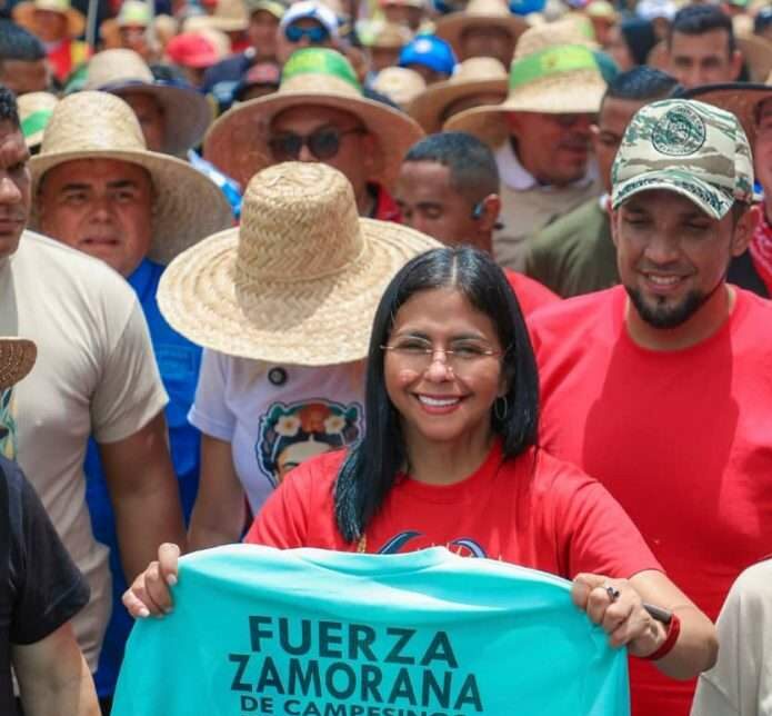 Gobierno de Venezuela exige a EEUU alejarse de sus costas