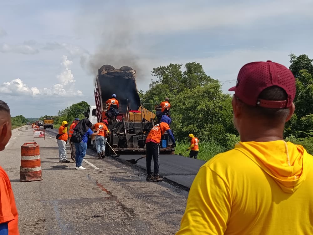 Gobernador Luis Caldera inicia recuperación de la  Lara-Zulia: Serán 206 kilómetros de asfaltado y luminarias viales