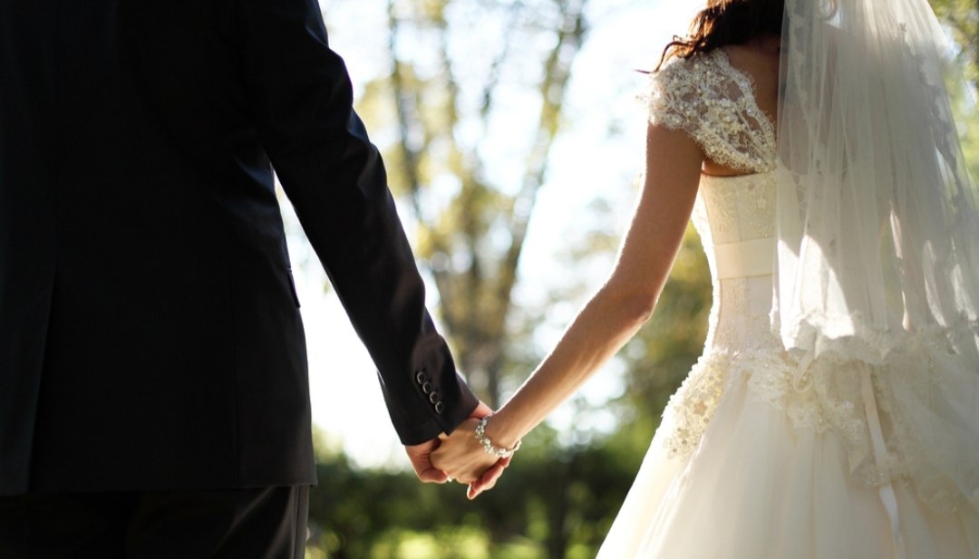 Los chamos de ahora prefieren casarse después de los 30