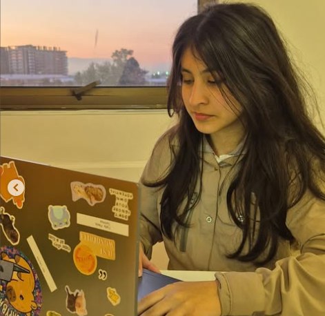 Joven zuliana gana desafío TP21 de tecnología entre mil estudiantes en Chile