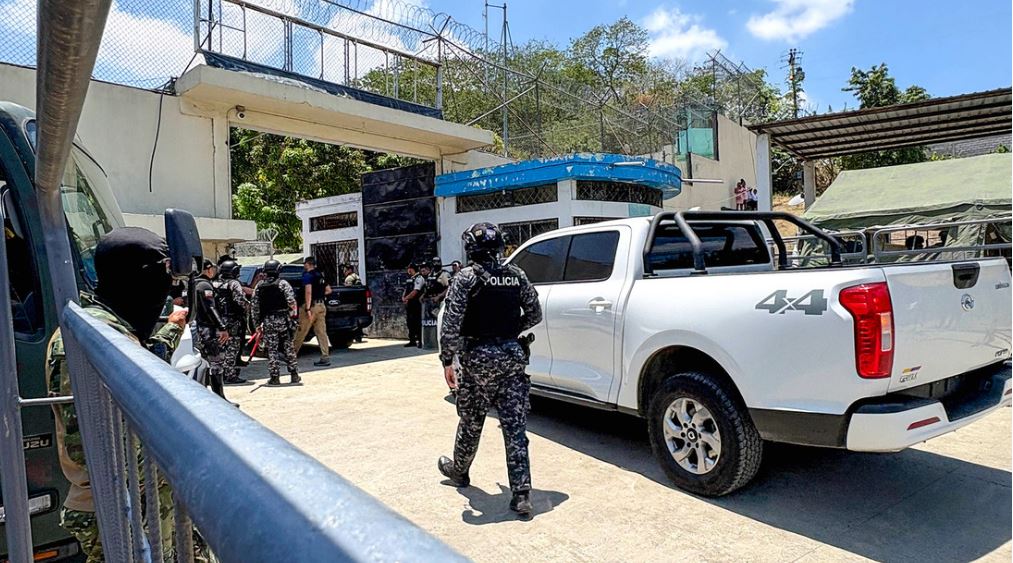 Choque de bandas rivales provoca brutal matanza en cárcel de Ecuador: Al menos 17 presos murieron