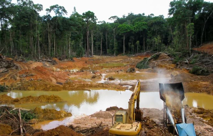 Guyana autorizó operaciones a mineras de Canadá en el Esequibo