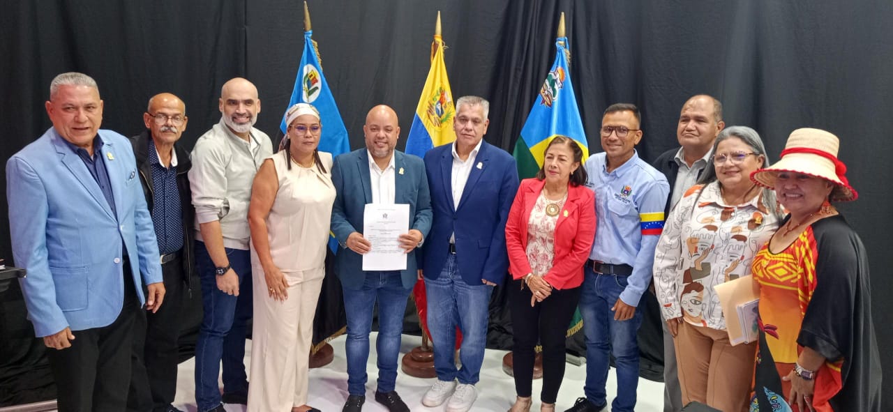 Consejo Legislativo dio continuidad en la COL a las consultas públicas sobre la regulación del uso de motocicletas