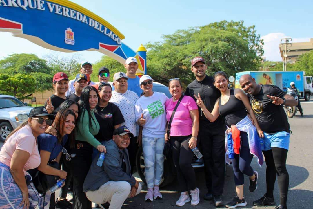 Recreación y salud animan a los participantes de la ciclovía en Maracaibo