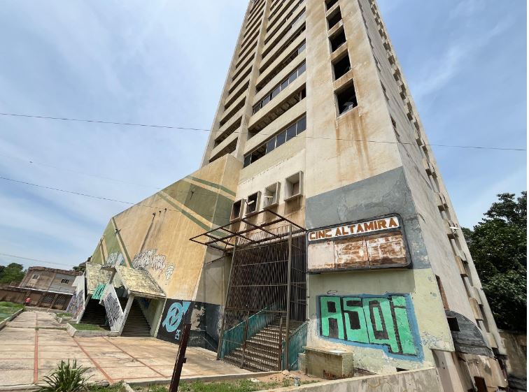 El peligro silencioso: Estructuras abandonadas amenazan la seguridad y el patrimonio de Maracaibo