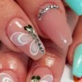 Esmaltes de uñas tienen sustancias tóxicas peligrosas para la salud