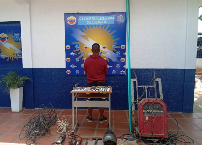 Preso por realizar tomas clandestinas en la red de aguas blancas en Maracaibo