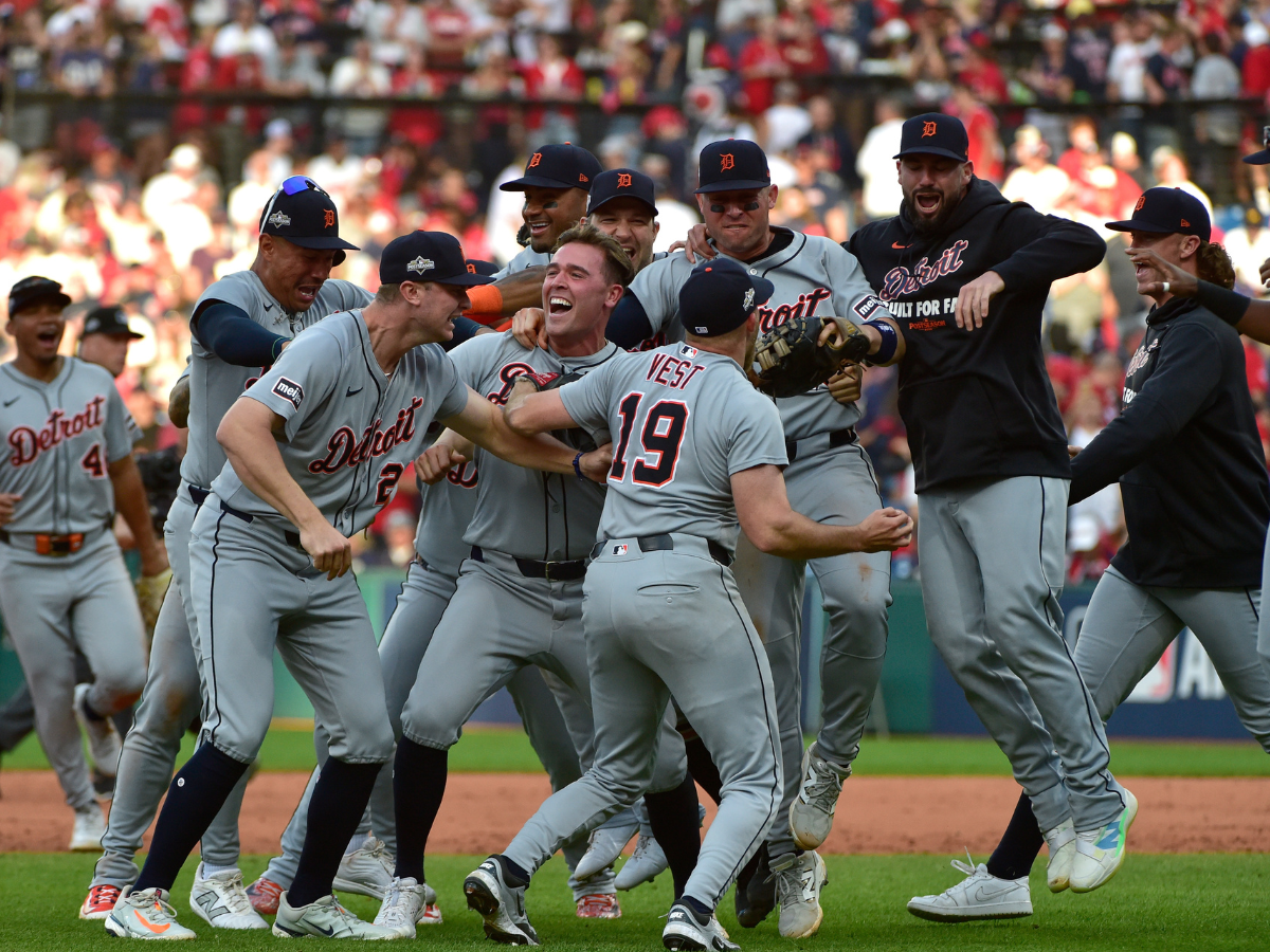 Tigres se lleva la Serie de Comodín ante Guardianes