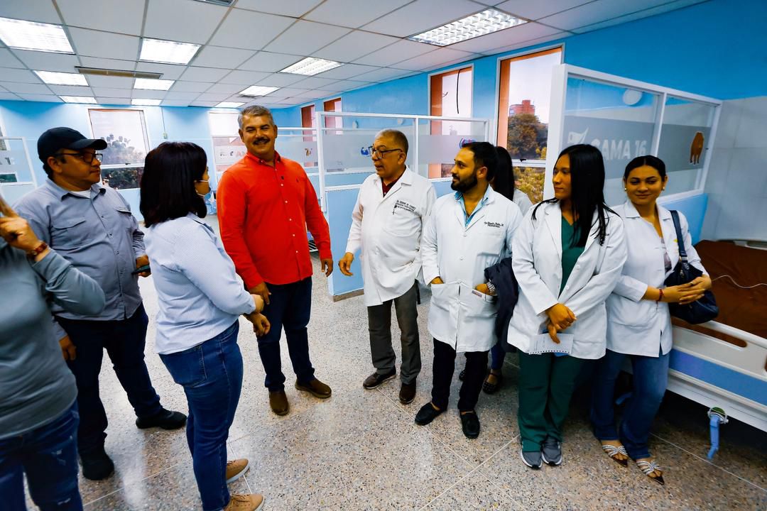 Gobernador Caldera anuncia intervención de la UCI y la emergencia del Hospital II de Niños de Maracaibo