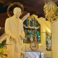 Cielo y tierra celebran: Isnotú, natal de José G. Hernández, desborda fe entre luces, cánticos al mostrar la aureola de Santo