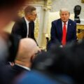 Trump sugirió expulsar a España de la OTAN