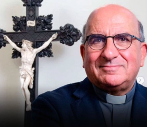 Cardenal Chomalí de la Arquidiócesis de Santiago anuncia 