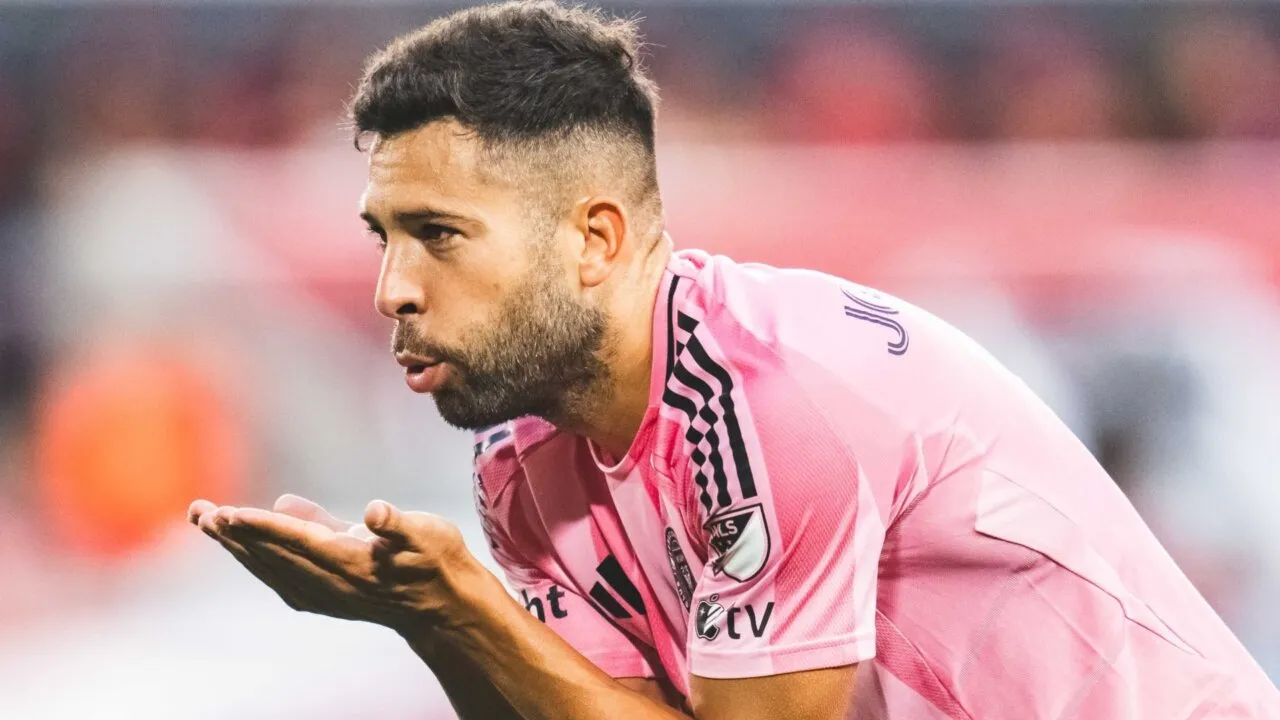 Jordi Alba anunció su retiro del fútbol