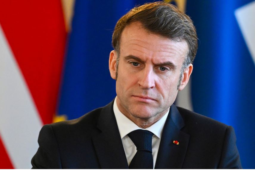 Dimitió el primer ministro de Francia