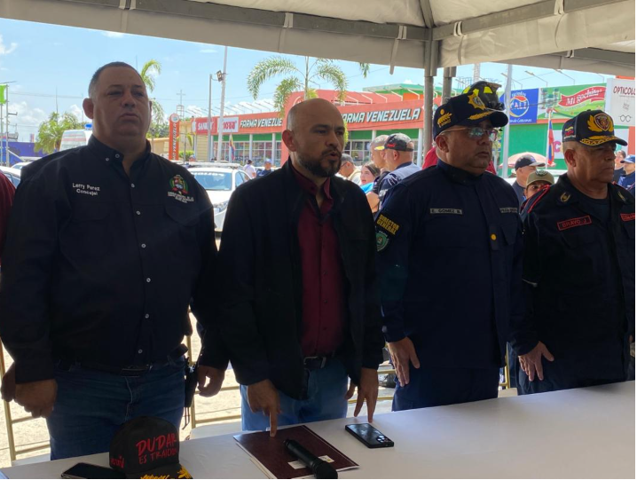En San Francisco: Policías y cuerpo de Bomberos recibieron dotación para su mayor protección