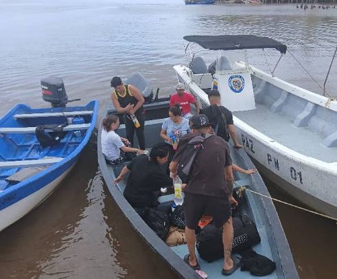 Rescatadas siete personas que eran llevadas a Trinidad y Tobago: Dos hombres están detenidos