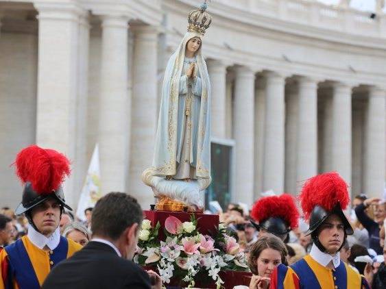 La imagen original de la Virgen de Fátima llega a Roma para el Jubileo