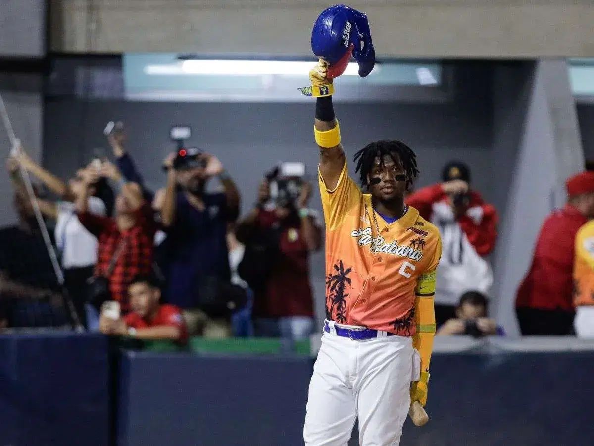 Ronald Acuña Jr. estaría jugando nuevamente con los Tiburones de La Guaira