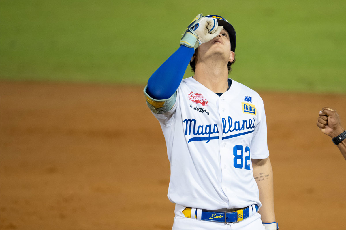 Magallanes despertó cortando su mal momento ante Cardenales en Valencia