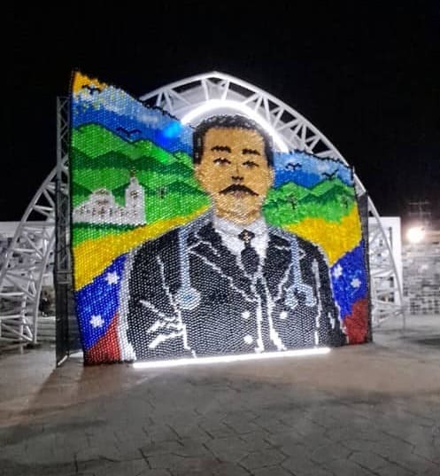 Con más de 23 mil globos realizaron monumental mural en honor a San José Gregorio Hernández