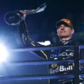 Verstappen ganó en Las Vegas y apretó el campeonato: Norris y Piastri fueron descalificados