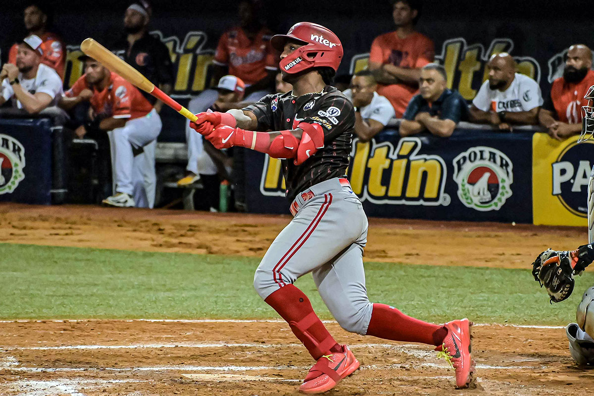 Cardenales remontó en Puerto La Cruz para meterse en la pelea por los primeros puestos
