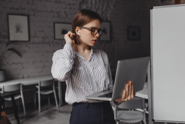 Tendencias del trabajo freelance digital que definirán los ingresos para 2025