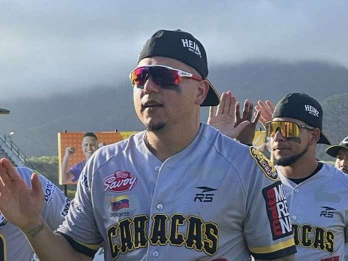 Leones reacciona ante Bravos en la isla