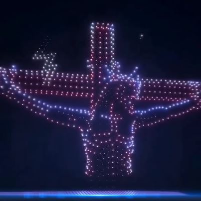 Recrearon la historia de Jesucristo con más de mil drones en Texas y se vuelve viral en redes sociales